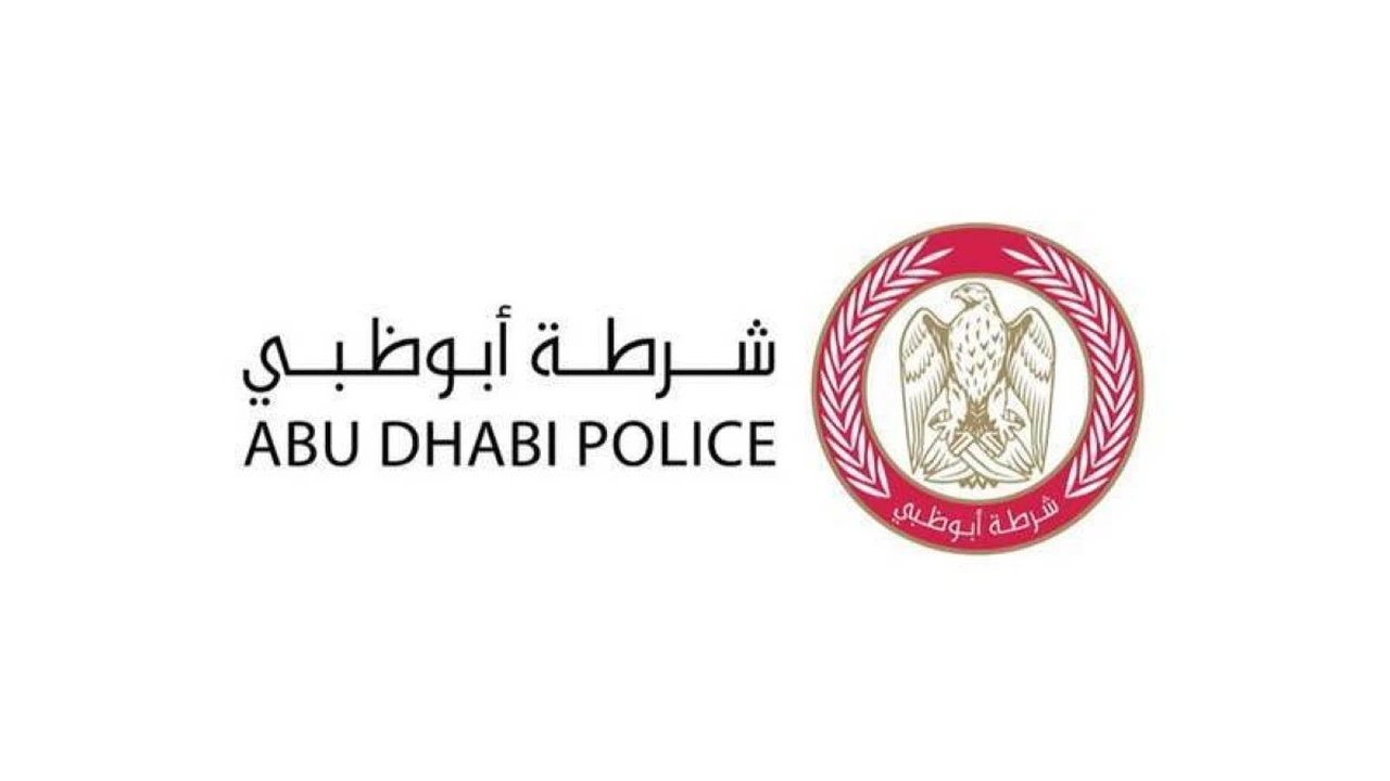 شرطة أبوظبي تخفض السرعات إلى 60 كم/ساعة على طرق الإمارة بسبب الطقس